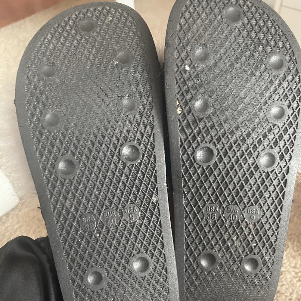 Manière Fur Slides - Picture 3 of 4